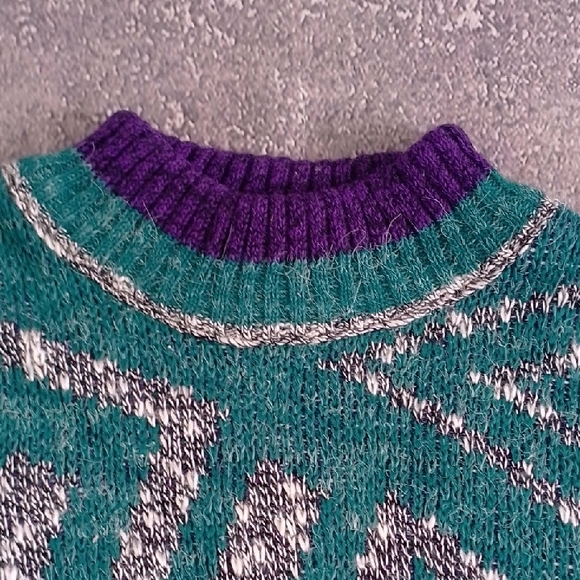 Vintage 90s FUNKY Geometric Teal and Purple Men's Sweater Crewneck - Picture 7 of 9